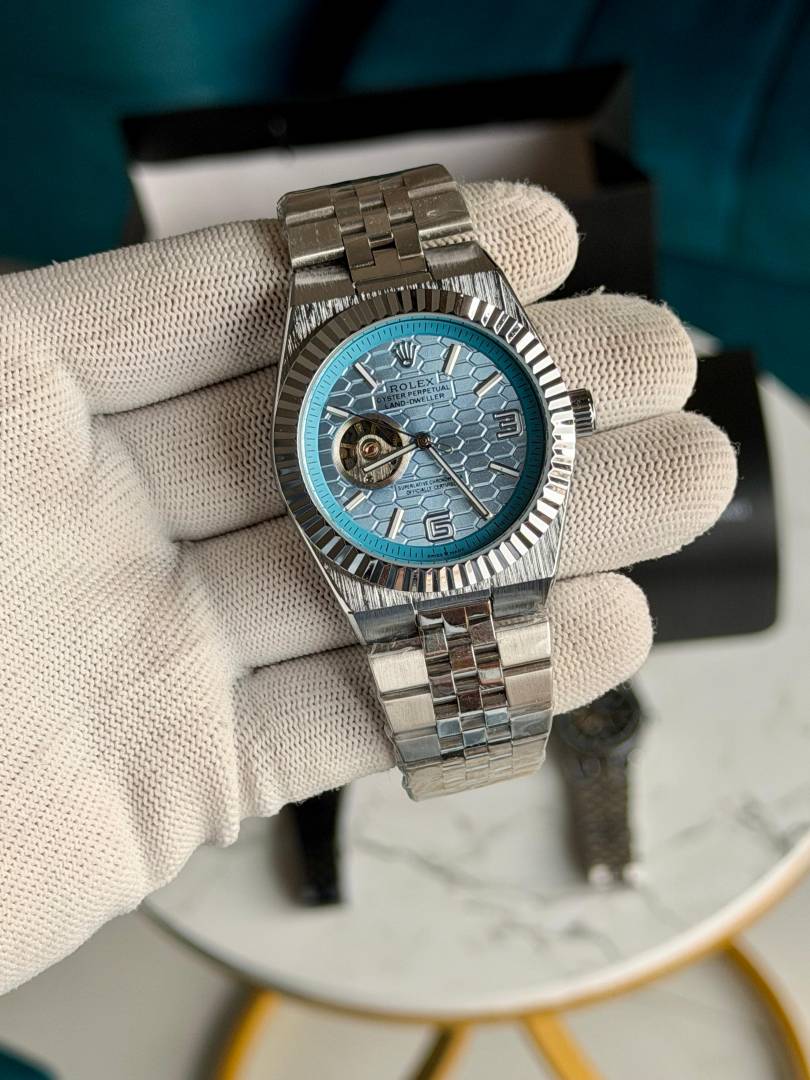 Role_x Land Dweller Automatic - J1568
