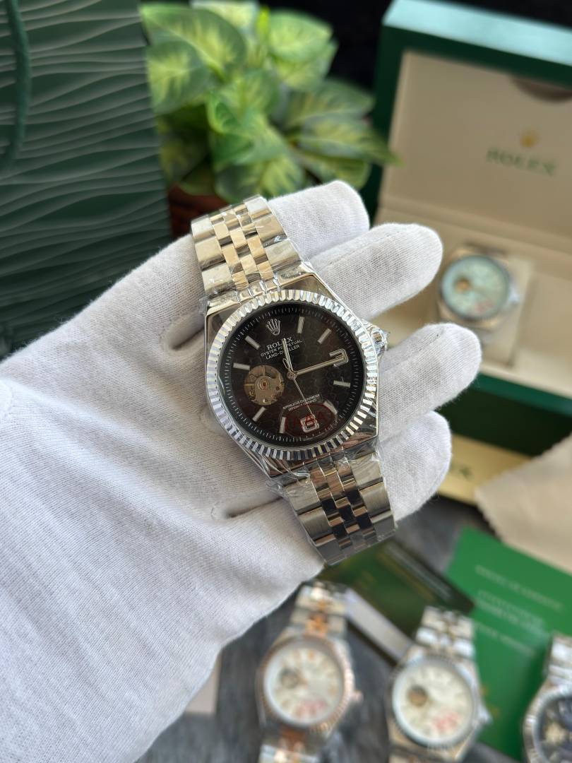 Role_x Land Dweller Black Automatic w217