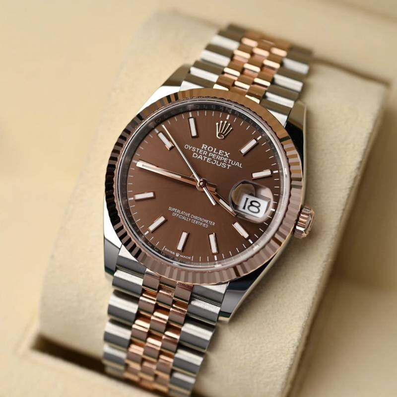 Role_x Oyster perpetual Date Just Automatic