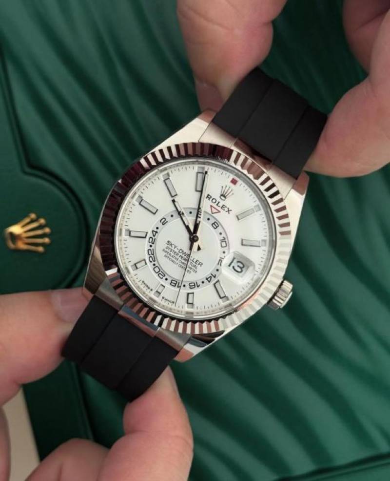Role_x Oyster perpetual Sky Dweller WC 280