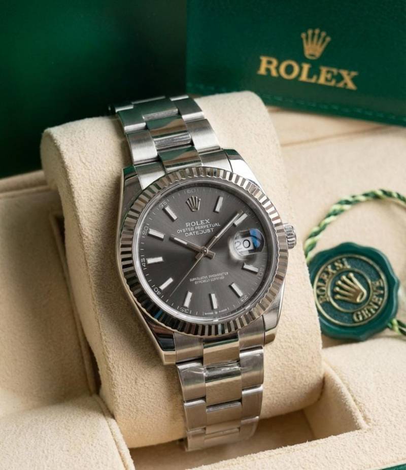 Role_x Oyster Perpetual Date Just
