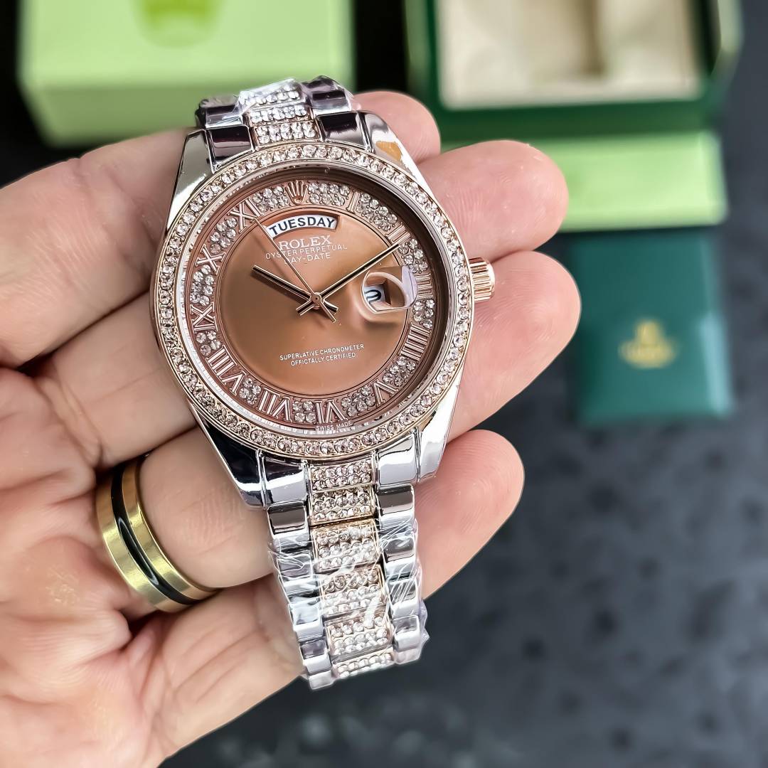 ROLE_X DAY DATE MENS WATCH