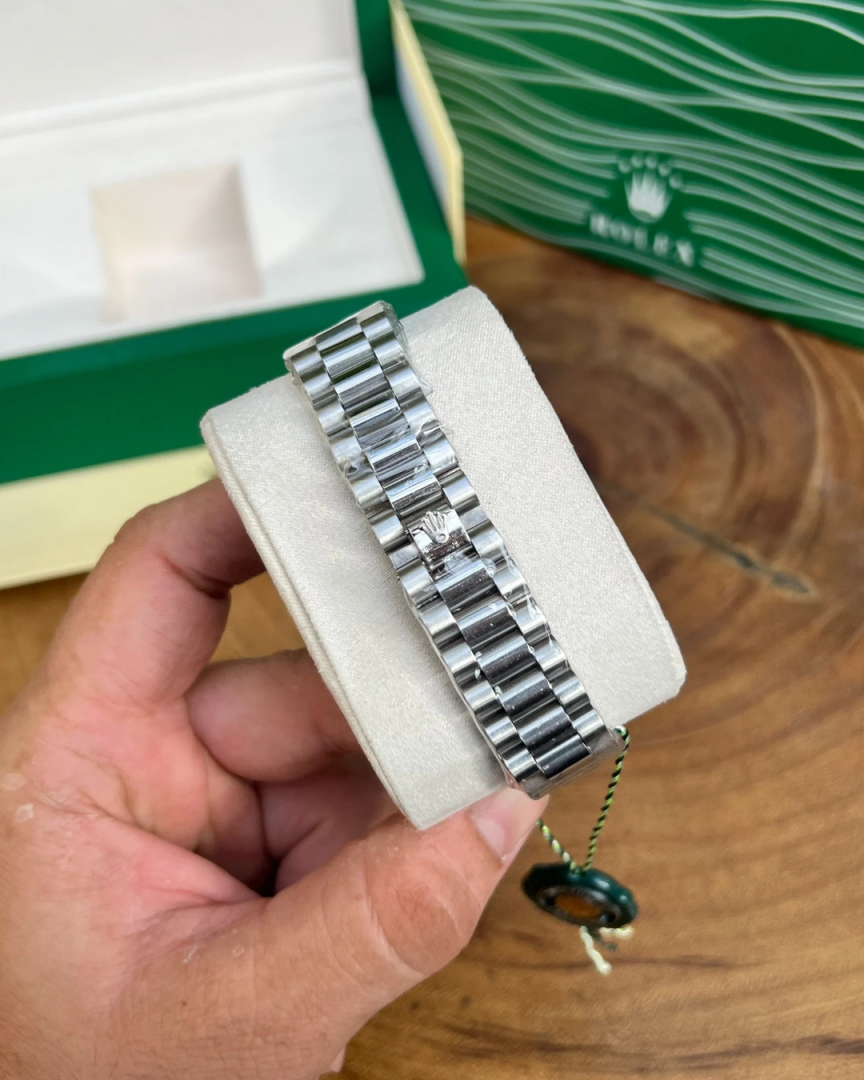 Role_x Oyster Perpetual Day Date Diamond 40 Battery Silver-Tiffny