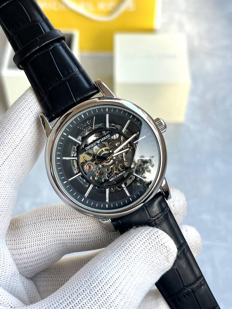 Emporio Arman_i Auto