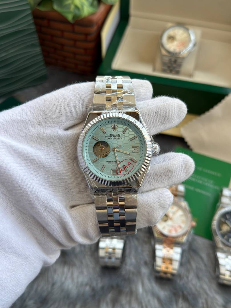 Role_x Land Dweller Aqua Blue Automatic W218