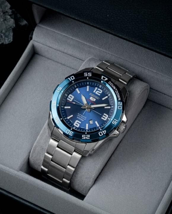 Seiko 5 Sports SRPB79J1