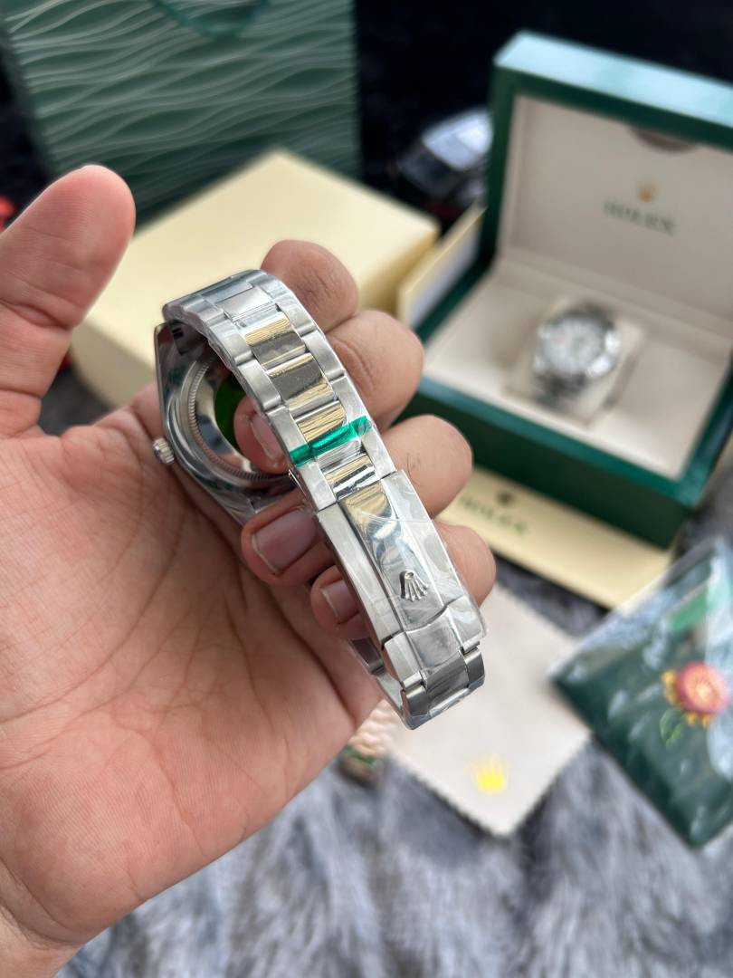 Role_x Sky Dweller Tiffany Blue W6