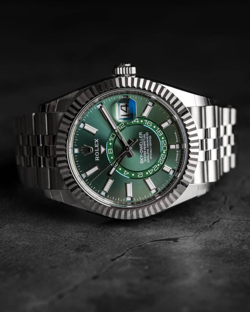 Role_x Oyster perpetual Sky Dweller