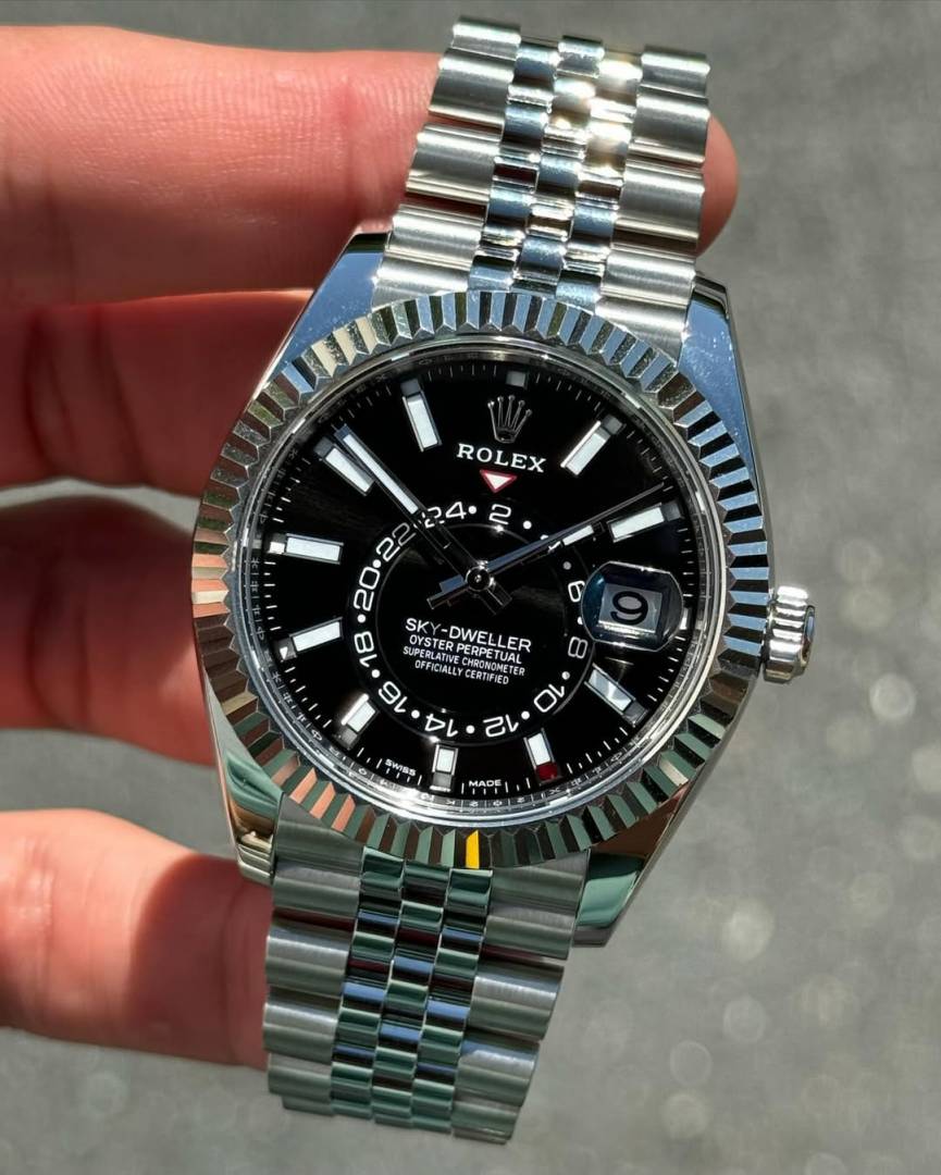 Role_x Oyster perpetual Sky Dweller